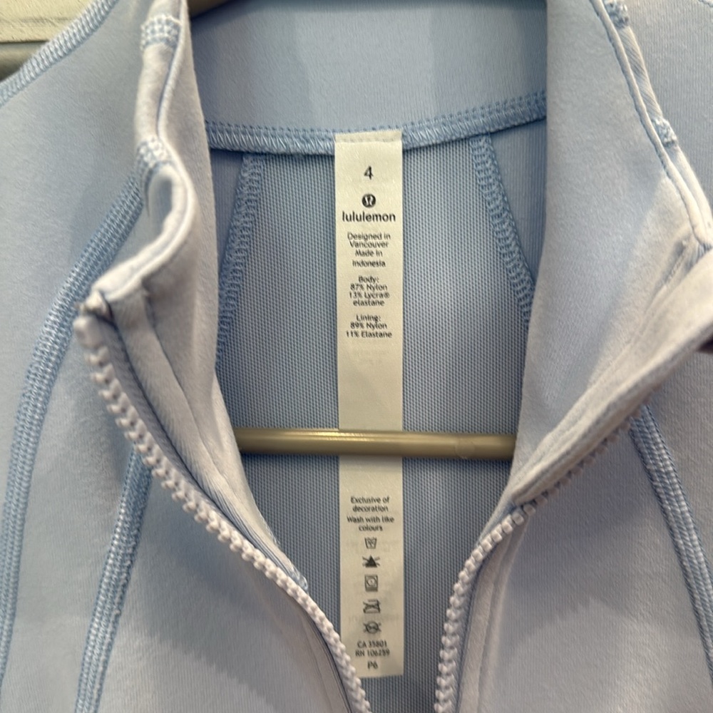 Lululemon Define Jacket - Picture 2 of 5